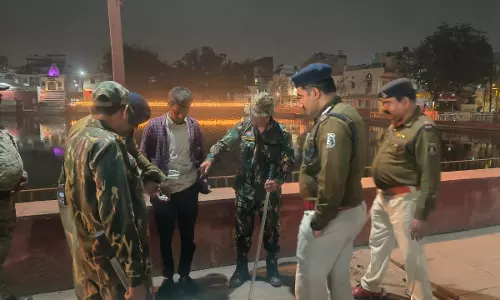 DCP WEST के नेतृत्व पर सघन चेकिंग कार्रवाई, असामाजिक तत्वों पर कसा शिकंजा