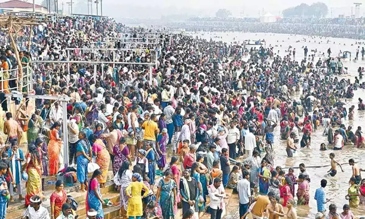 Telangana: सम्मक्का मेदाराम महोत्सव में जश्न के चरम पर पहुंचेगा Telangana: सम्मक्का मेदाराम महोत्सव में जश्न के चरम पर पहुंचेगा