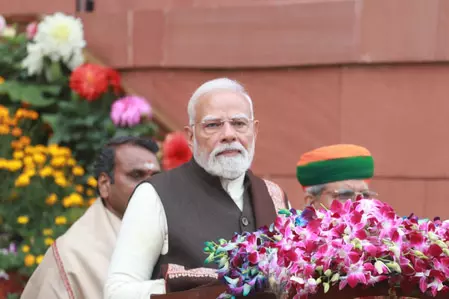 देश की रक्षा में समर्पित अपने सशस्त्र बलों पर हमें गर्व, बीटिंग रिट्रीट सेरेमनी पर बोले पीएम मोदी देश की रक्षा में समर्पित अपने सशस्त्र बलों पर हमें गर्व, बीटिंग रिट्रीट सेरेमनी पर बोले पीएम मोदी