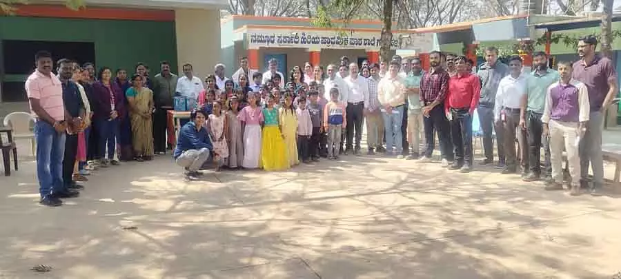 Hoskote : गुल्लाहाल्ली सरकारी स्कूल का विकास ₹8 लाख की लागत से किया जाएगा Hoskote : गुल्लाहाल्ली सरकारी स्कूल का विकास ₹8 लाख की लागत से किया जाएगा