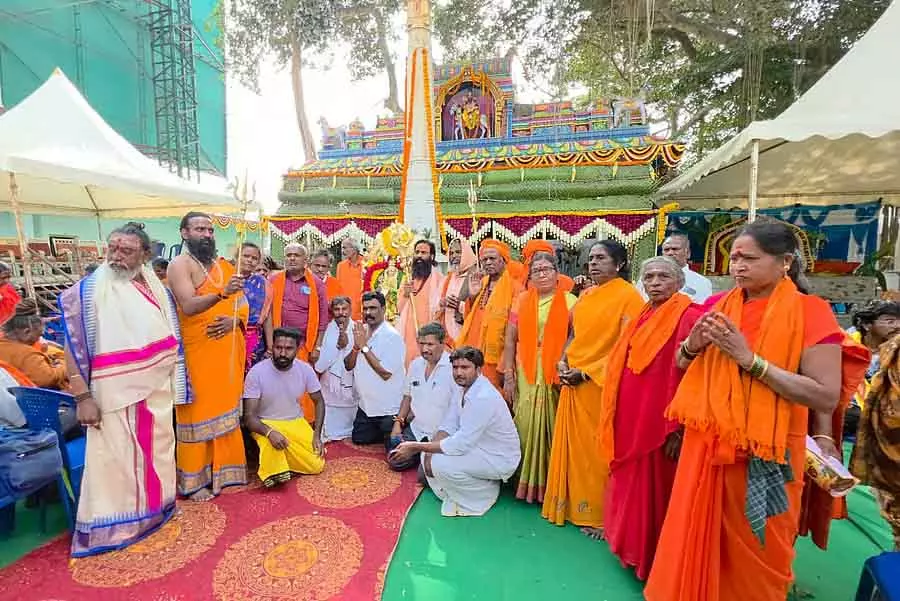 Karnataka : डोम्मासंद्रा में मुनेश्वर मंदिर का उद्घाटन Karnataka : डोम्मासंद्रा में मुनेश्वर मंदिर का उद्घाटन