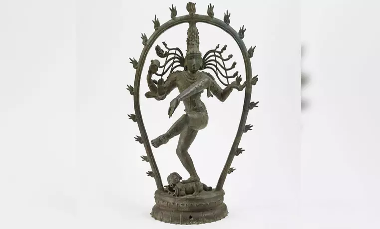 अमेरिकी संग्रहालय लौटाएगा तमिलनाडु की तीन प्राचीन मूर्तियां अमेरिकी संग्रहालय लौटाएगा तमिलनाडु की तीन प्राचीन मूर्तियां