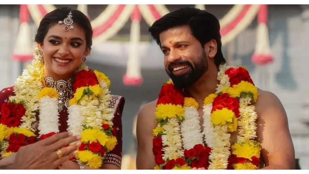 Keerthy Suresh ने शादी के दिन को याद किया, सोचा था कि वह एंथनी थट्टिल के साथ भाग जाएंगी Keerthy Suresh ने शादी के दिन को याद किया, सोचा था कि वह एंथनी थट्टिल के साथ भाग जाएंगी
