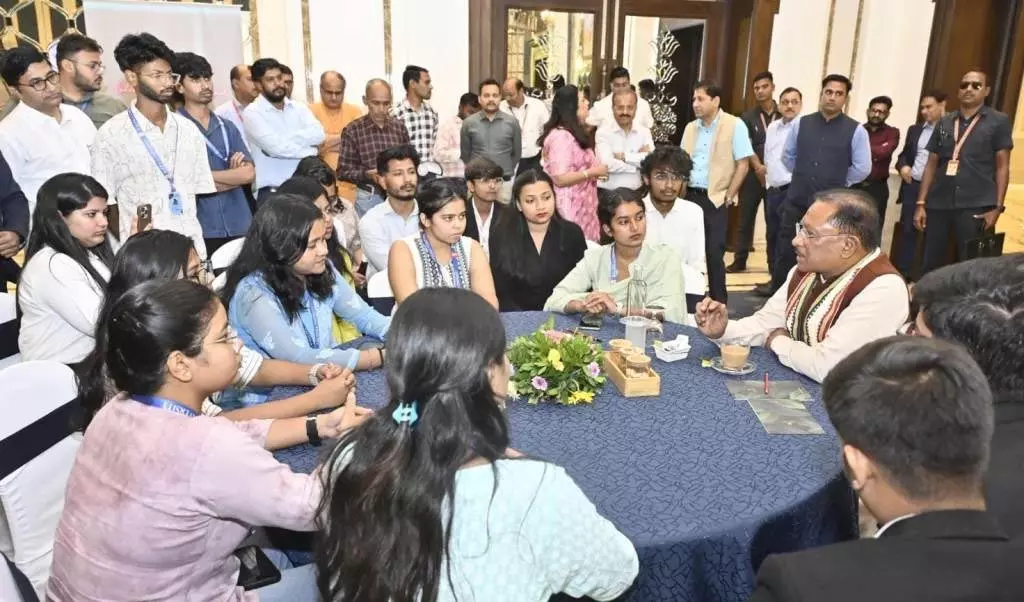 साय सरकार की सशक्तीकरण योजनाओं ने युवा वर्ग को बनाया मजबूत साय सरकार की सशक्तीकरण योजनाओं ने युवा वर्ग को बनाया मजबूत