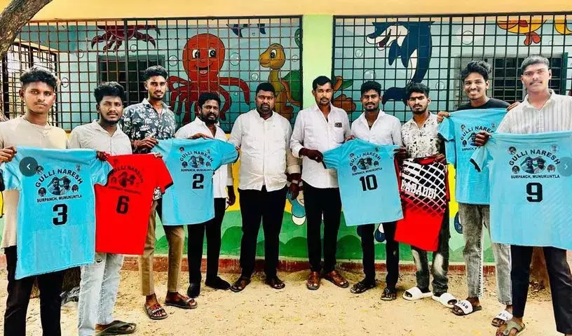 Sports आत्मविश्वास बढ़ाते हैं: मुनुकुंतला सरपंच नरेश Sports आत्मविश्वास बढ़ाते हैं: मुनुकुंतला सरपंच नरेश