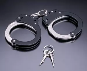 Bengal: ड्रग तस्करी के आरोप में पांच लोगों में एक महिला भी गिरफ्तार Bengal: ड्रग तस्करी के आरोप में पांच लोगों में एक महिला भी गिरफ्तार