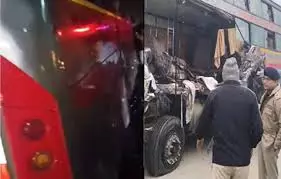 Bharatpur: स्लीपर बस दुर्घटना में चार लोगों की दर्दनाक मौत Bharatpur: स्लीपर बस दुर्घटना में चार लोगों की दर्दनाक मौत
