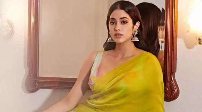 Janhvi Kapoor ने छोड़ी करण जौहर की एजेंसी Janhvi Kapoor ने छोड़ी करण जौहर की एजेंसी