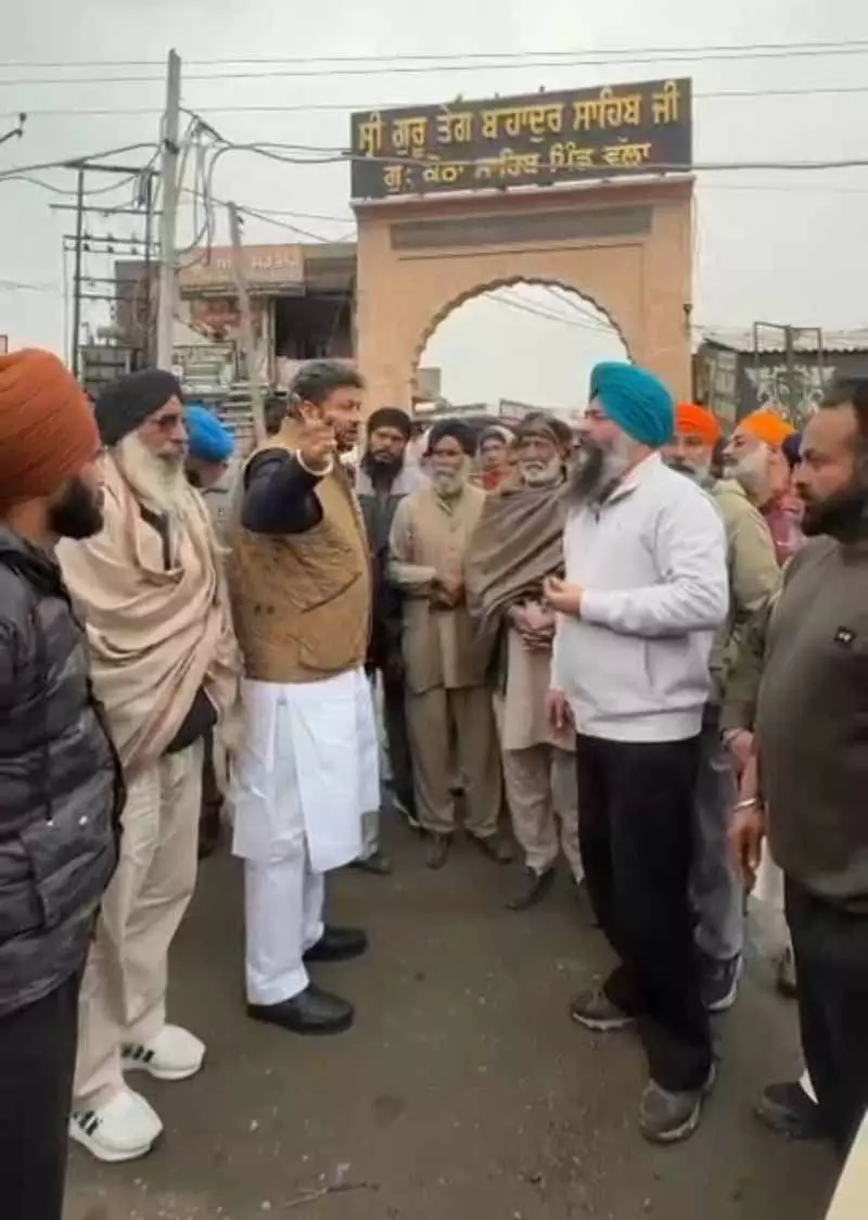 कांग्रेस नेता ने Vallah पुल प्रोजेक्ट रुकने पर आंदोलन की धमकी दी कांग्रेस नेता ने Vallah पुल प्रोजेक्ट रुकने पर आंदोलन की धमकी दी
