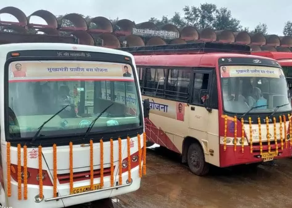 सीमांत अंचलों को मिली कनेक्टिविटी की नई ताकत सीमांत अंचलों को मिली कनेक्टिविटी की नई ताकत