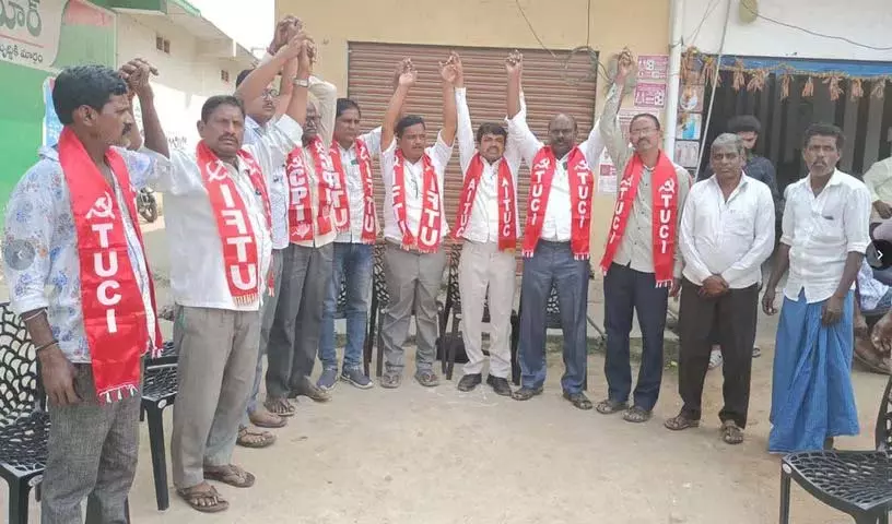 IFTU और AITUC ने 12 फरवरी को देशव्यापी आम हड़ताल का आह्वान किया IFTU और AITUC ने 12 फरवरी को देशव्यापी आम हड़ताल का आह्वान किया