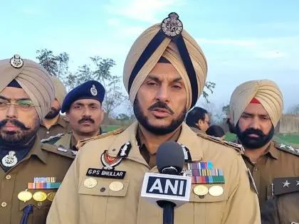 Punjab: पुलिस ने रैकेट पकड़ा, मुठभेड़ में एक संदिग्ध घायल Punjab: पुलिस ने रैकेट पकड़ा, मुठभेड़ में एक संदिग्ध घायल