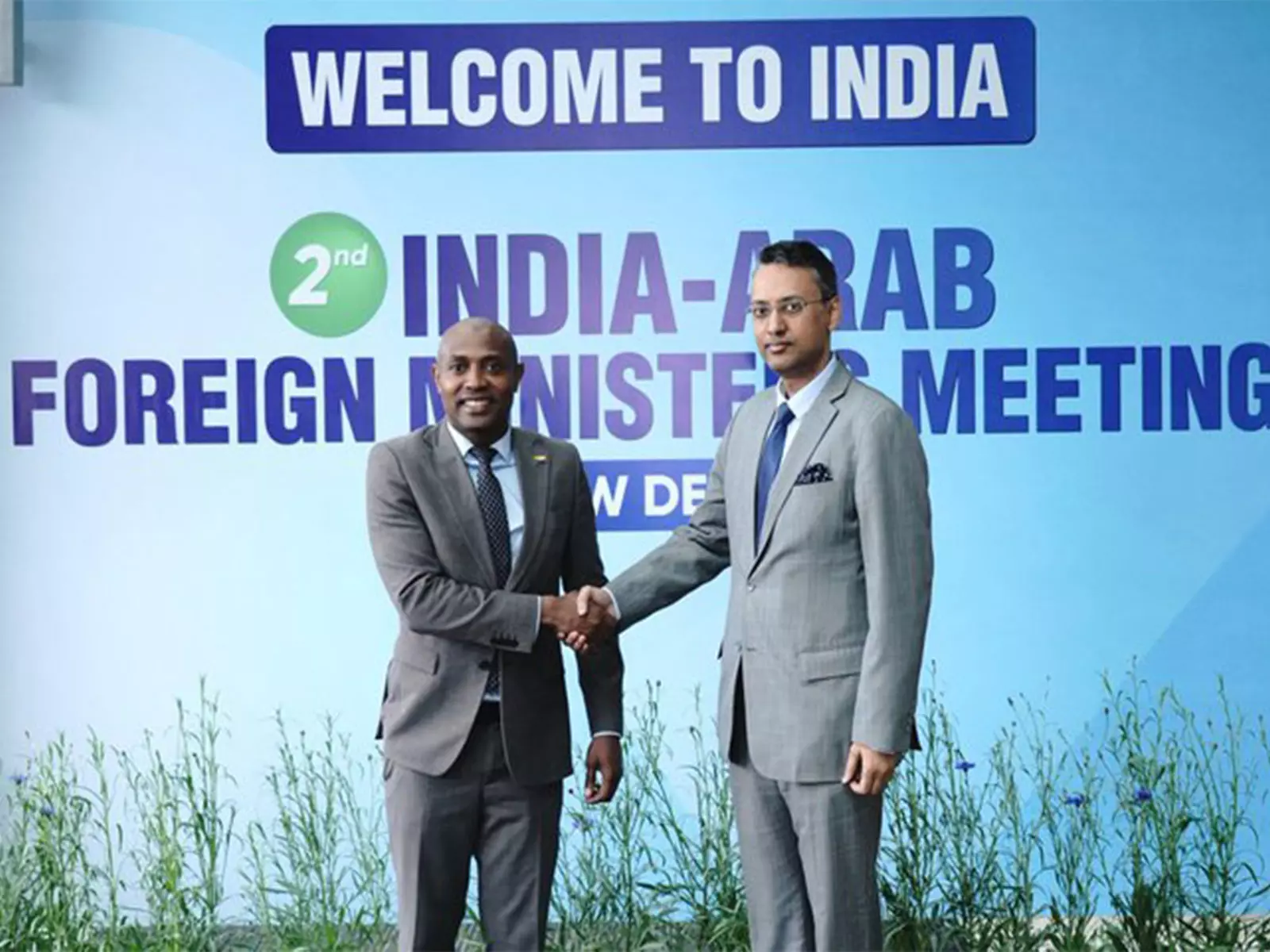 Comoros विदेश मंत्री का भारत-अरब सम्मेलन में आगमन Comoros विदेश मंत्री का भारत-अरब सम्मेलन में आगमन