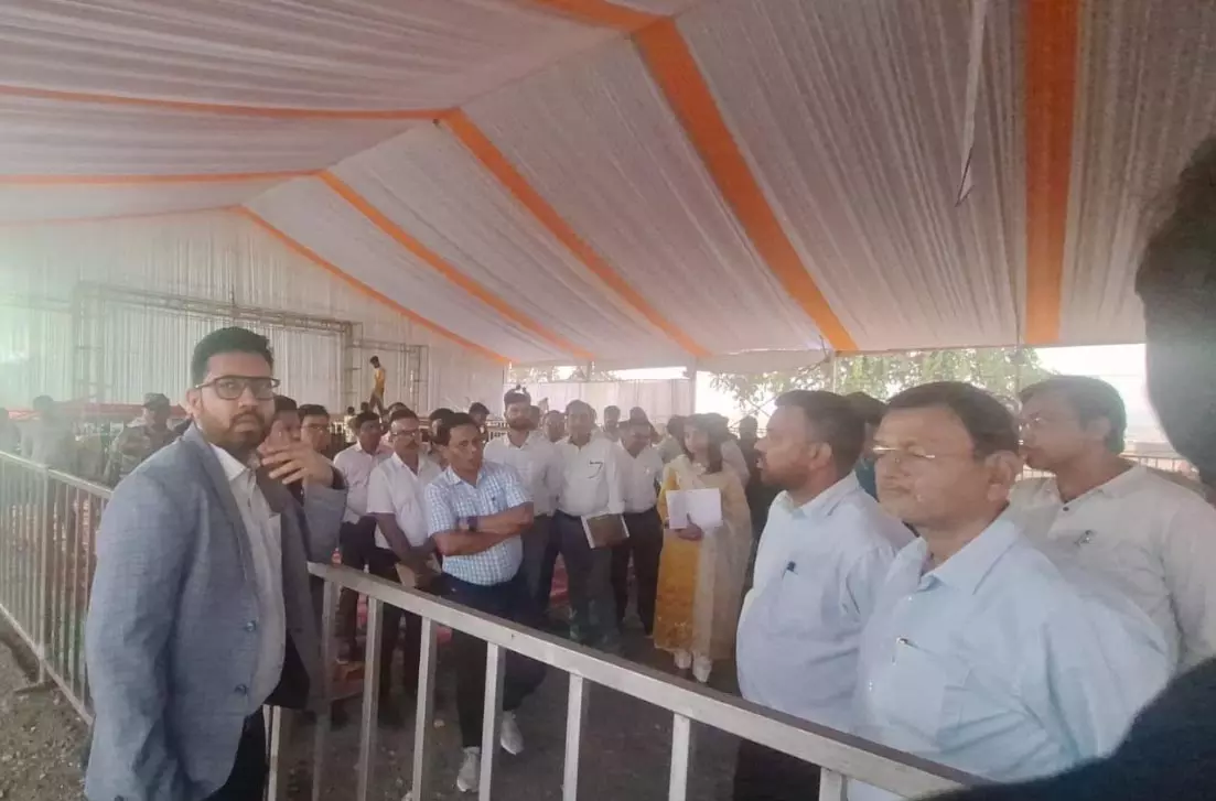 सिरपुर महोत्सव 2026: प्रशासन अंतिम तैयारियों में जुटा, सुरक्षा और सुविधाओं का लिया जायज़ा सिरपुर महोत्सव 2026: प्रशासन अंतिम तैयारियों में जुटा, सुरक्षा और सुविधाओं का लिया जायज़ा