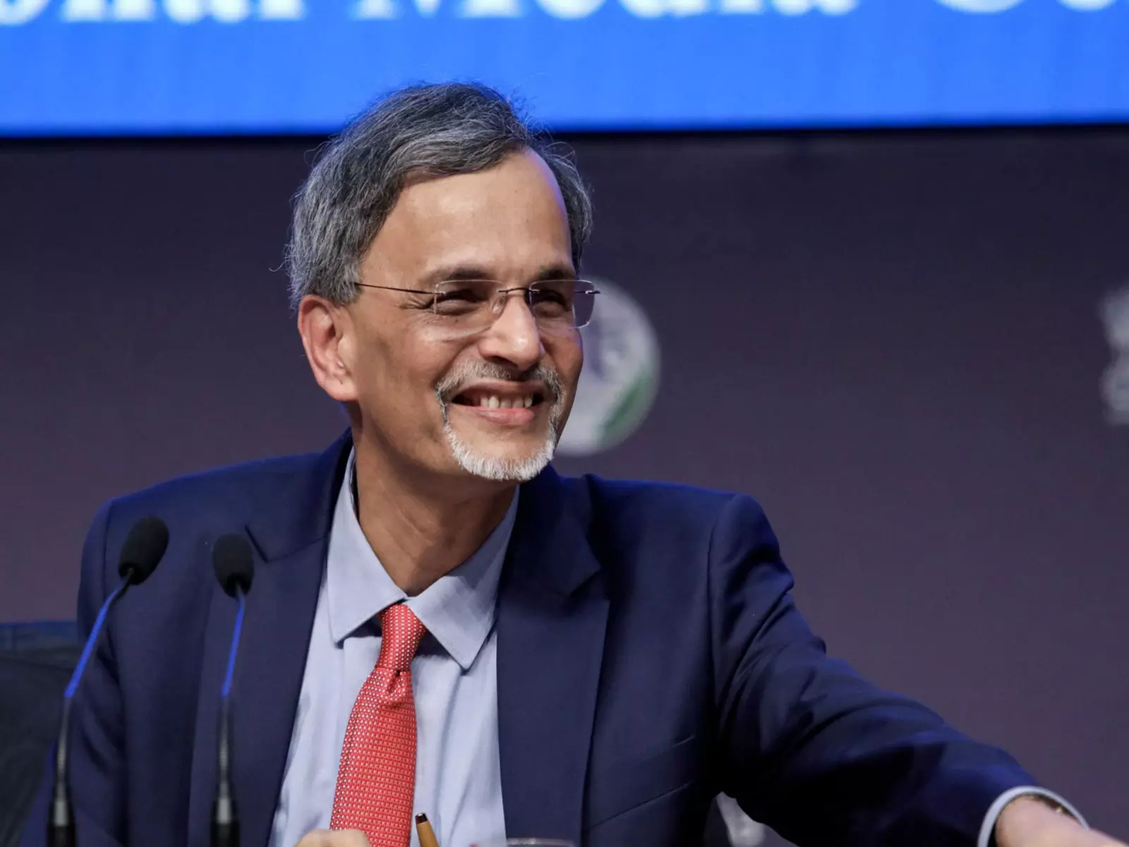 आर्थिक सर्वेक्षण 2025-26 में AI की भूमिका पर जोर आर्थिक सर्वेक्षण 2025-26 में AI की भूमिका पर जोर