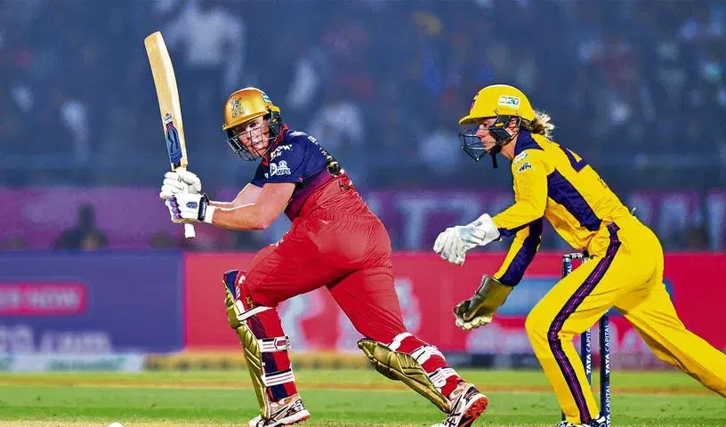 हैरिस और मंधाना ने RCB को WPL 2026 के फाइनल में पहुंचाया