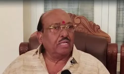 पद्मभूषण मिलने पर वेल्लापल्ली नतेसन ने जताया पीएम मोदी का आभार, कांग्रेस पर तीखा हमला पद्मभूषण मिलने पर वेल्लापल्ली नतेसन ने जताया पीएम मोदी का आभार, कांग्रेस पर तीखा हमला