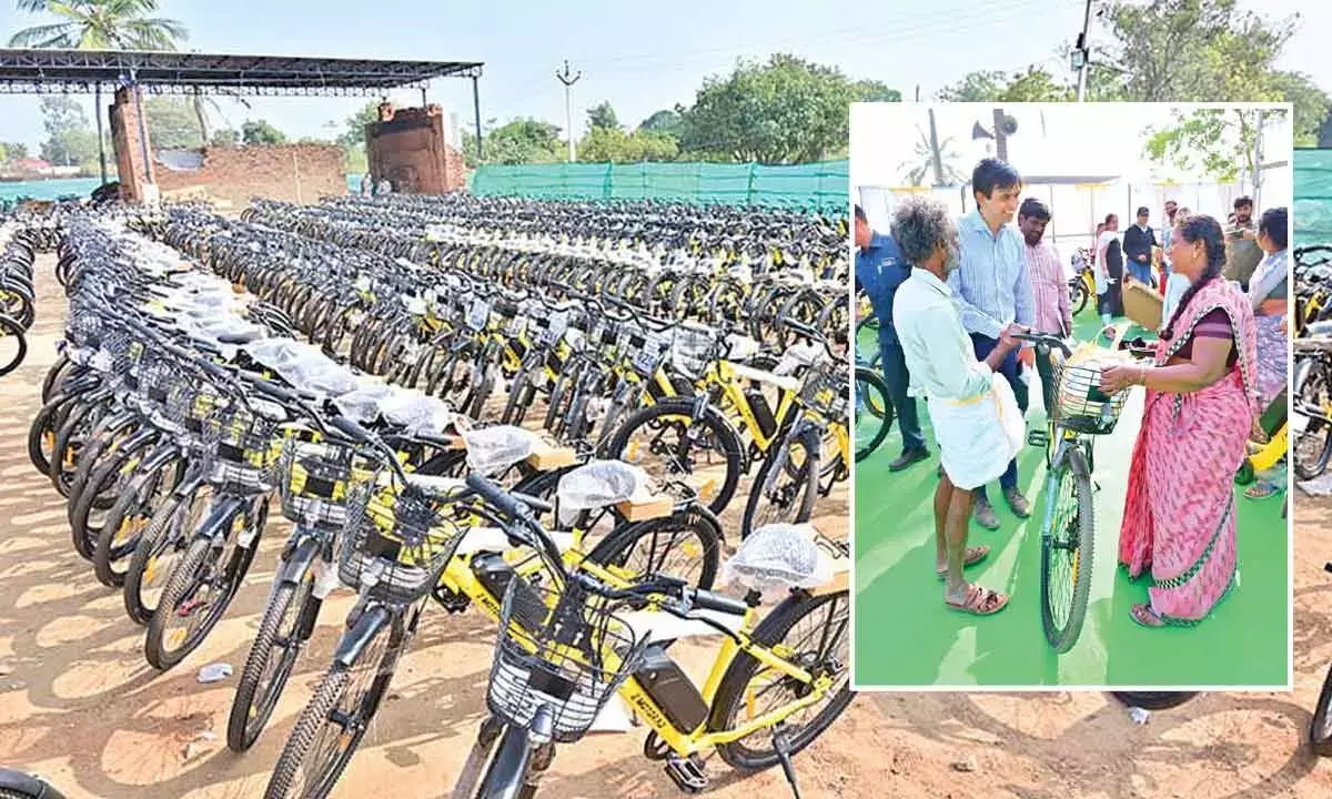 CM नायडू कल कुप्पम में ई-साइकिल वितरण के लिए गिनीज रिकॉर्ड प्रयास का नेतृत्व करेंगे
