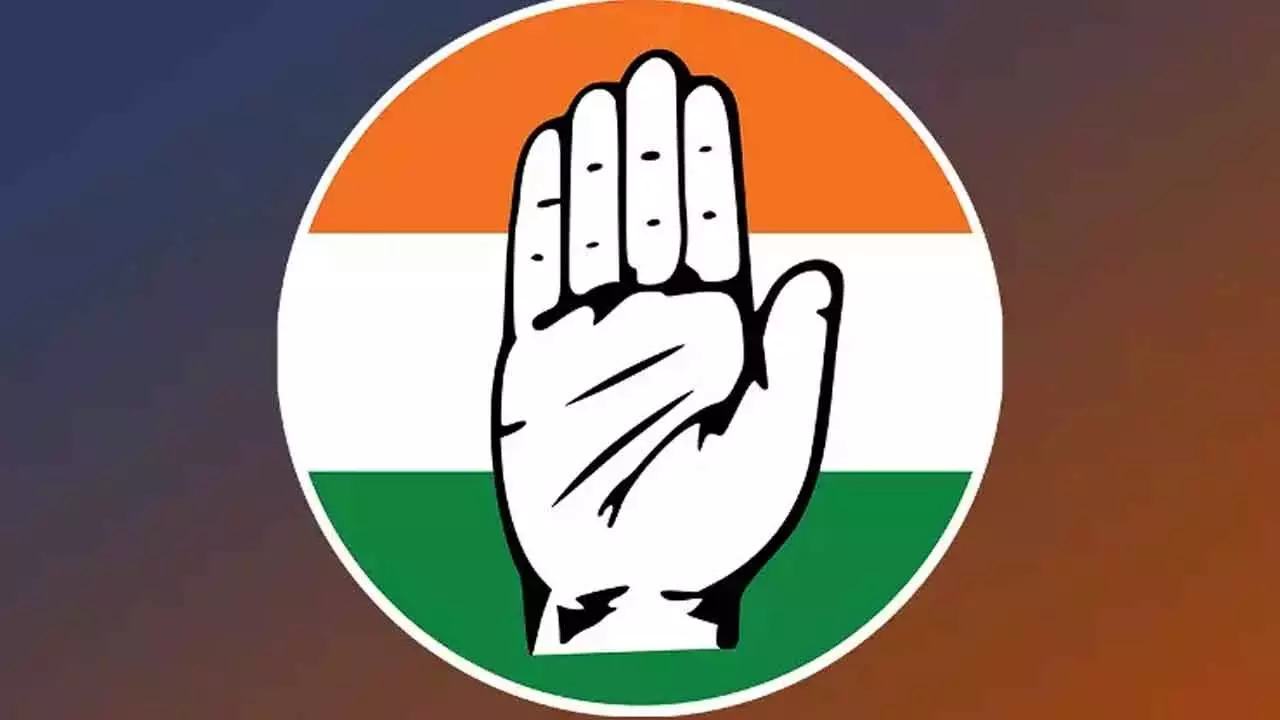 Telangana: दल बदलने वाले विधायकों के क्षेत्रों में कांग्रेस को मुश्किलों का सामना करना पड़ रहा है Telangana: दल बदलने वाले विधायकों के क्षेत्रों में कांग्रेस को मुश्किलों का सामना करना पड़ रहा है