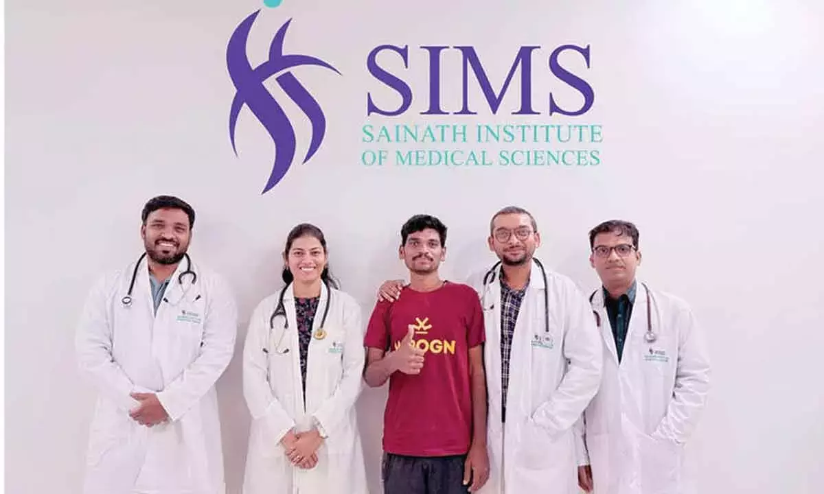 Andhra: सिम्स अस्पताल में दुर्लभ सर्जिकल प्रक्रिया की गई Andhra: सिम्स अस्पताल में दुर्लभ सर्जिकल प्रक्रिया की गई