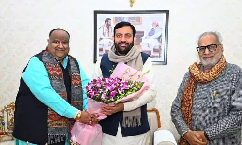 बीजेपी नेताओं ने Sirsa में CM से ग्रामीण विकास व शिक्षा पर मुलाकात की बीजेपी नेताओं ने Sirsa में CM से ग्रामीण विकास व शिक्षा पर मुलाकात की