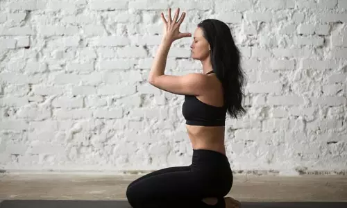 Yoga For Mental Health: नींद नहीं आती या गुस्सा ज़्यादा आता है? ये योगासन हैं इलाज Yoga For Mental Health: नींद नहीं आती या गुस्सा ज़्यादा आता है? ये योगासन हैं इलाज