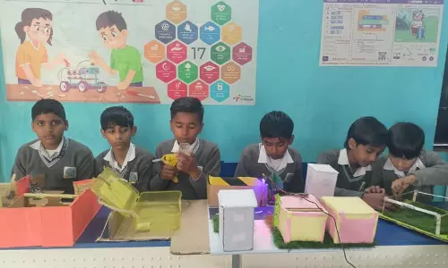 AI से लेकर रोबोटिक्स तक, STEM लैब स्कूलों में एक्सपेरिमेंटल लर्निंग के साथ युवा टैलेंट को बढ़ावा दे