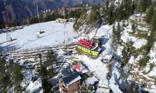 Himachal प्रदेश बजट: युवाओं-पर्यटन पर नजर, सेब किसानों को आयात की चिंता