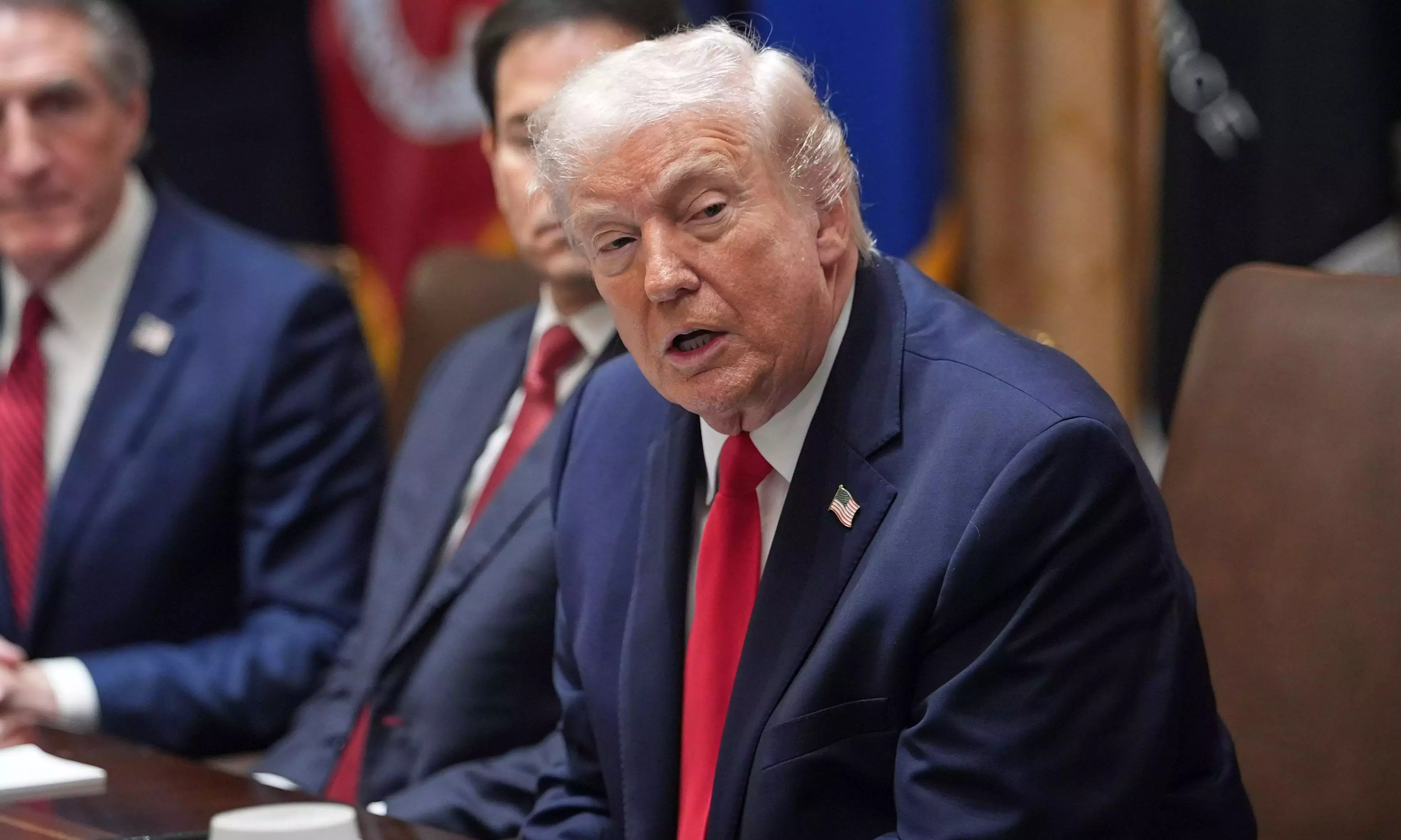 Trump ने कहा उम्मीद है ईरान के खिलाफ मिलिट्री एक्शन की ज़रूरत नहीं पड़ेगी Trump ने कहा उम्मीद है ईरान के खिलाफ मिलिट्री एक्शन की ज़रूरत नहीं पड़ेगी