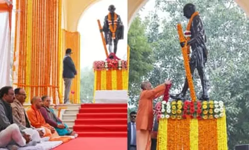Lucknow: गांधी जी की पुण्यतिथि पर भावपूर्ण श्रद्धांजलि Lucknow: गांधी जी की पुण्यतिथि पर भावपूर्ण श्रद्धांजलि