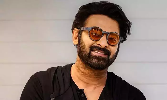 Prabhas की फौजी दशहरे पर रिलीज होगी Prabhas की फौजी दशहरे पर रिलीज होगी
