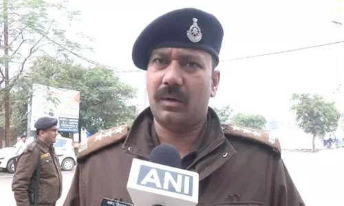 Madhya Pradesh के ग्वालियर में कार और ट्रक की टक्कर में चार लोगों की मौत