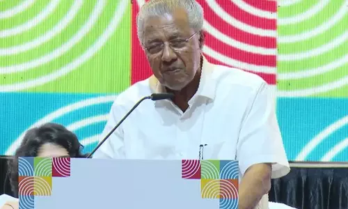 केरल के CM ने लोकसभा का बहिष्कार करने के लिए यूडीएफ की आलोचना की