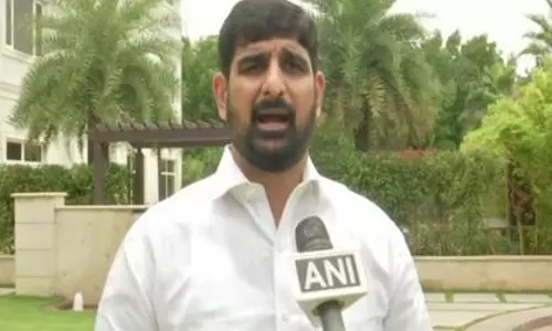 BRS विधायक ने पुलिस पर विशेषाधिकार प्रस्ताव की मांग की BRS विधायक ने पुलिस पर विशेषाधिकार प्रस्ताव की मांग की