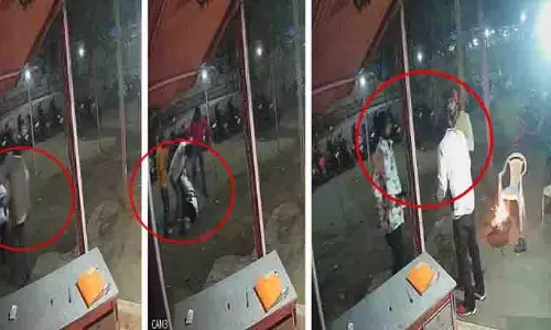Jabalpur: साइकिल स्टैंड ऑपरेटर को घसीटकर पीटा गया