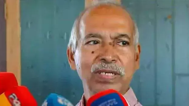 Kerala: HC ने CPM से निकाले गए वी. कुन्हीकृष्णन को सुरक्षा देने का आदेश दिया Kerala: HC ने CPM से निकाले गए वी. कुन्हीकृष्णन को सुरक्षा देने का आदेश दिया