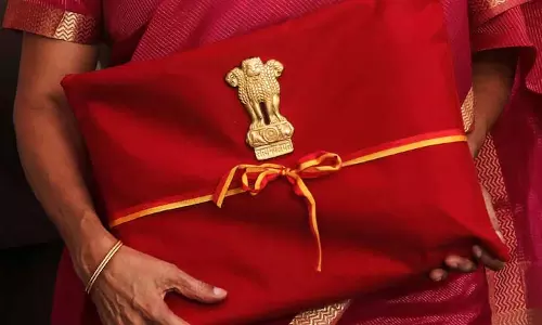केंद्रीय बजट 2026: इक्विटी निवेशकों को STT में राहत की उम्मीद