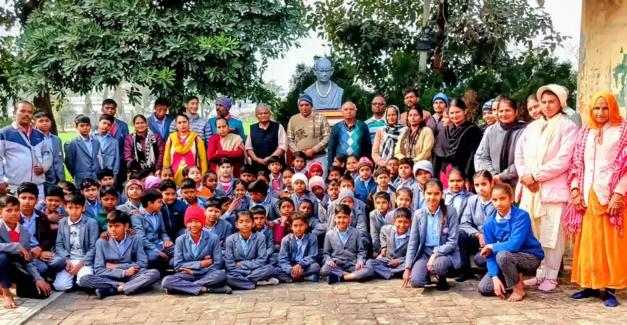 Panipat: गांधी स्मारक निधि पट्टीकल्याणा, बापू को अर्पित श्रद्धांजलि Panipat: गांधी स्मारक निधि पट्टीकल्याणा, बापू को अर्पित श्रद्धांजलि