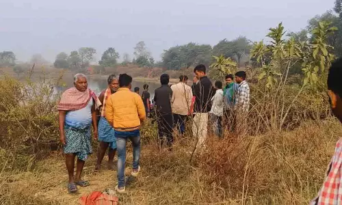 Odisha के बोलांगीर में तालाब से एक व्यक्ति का शव बरामद, हत्या का शक