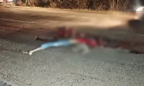 हाईवा की टक्कर से बाइक सवारों की मौत, लुचकी घाट पर भीषण हादसा
