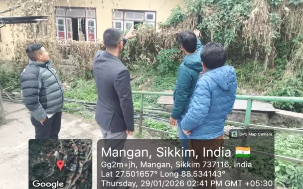 मंगन में government प्रॉपर्टी पर बिना इजाज़त कब्ज़ा करने वालों को नोटिस भेजा गया मंगन में government प्रॉपर्टी पर बिना इजाज़त कब्ज़ा करने वालों को नोटिस भेजा गया