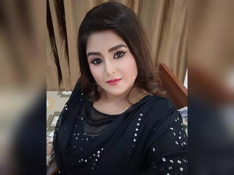 भोजपुरी अभिनेत्री और पति पर 11.5 करोड़ रुपए ठगी का आरोप, मामला दर्ज भोजपुरी अभिनेत्री और पति पर 11.5 करोड़ रुपए ठगी का आरोप, मामला दर्ज