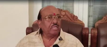 पद्मभूषण मिलने पर वेल्लापल्ली नतेसन ने जताया पीएम मोदी का आभार, कांग्रेस पर तीखा हमला पद्मभूषण मिलने पर वेल्लापल्ली नतेसन ने जताया पीएम मोदी का आभार, कांग्रेस पर तीखा हमला