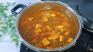 Matar Paneer In Cooker झटपट बनने वाली आसान रेसिपी Matar Paneer In Cooker झटपट बनने वाली आसान रेसिपी