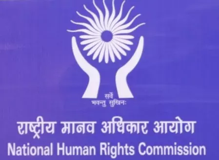 कोलकाता के वाओ! मोमो गोदाम अग्निकांड पर मानवाधिकार आयोग सख्त, जिलाधिकारी से तीन दिन में मांगी रिपोर्ट कोलकाता के वाओ! मोमो गोदाम अग्निकांड पर मानवाधिकार आयोग सख्त, जिलाधिकारी से तीन दिन में मांगी रिपोर्ट