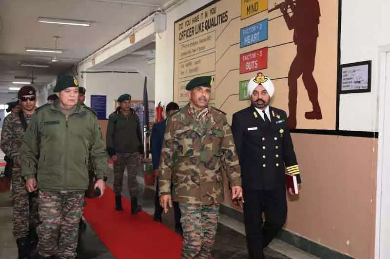 लेफ्टिनेंट जनरल कटियार ने कुंजपुरा सैनिक स्कूल में बालिका छात्रावास का उद्घाटन किया लेफ्टिनेंट जनरल कटियार ने कुंजपुरा सैनिक स्कूल में बालिका छात्रावास का उद्घाटन किया