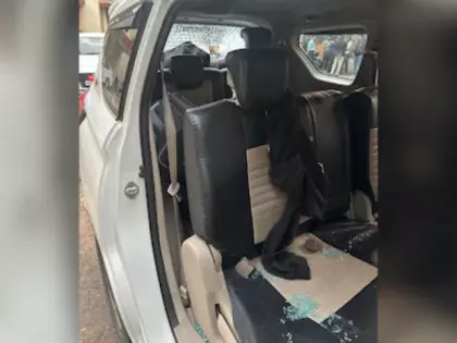 Madhya Pradesh के अलीराजपुर में गोवा पुलिस पर हमला, कुख्यात अपराधी हिरासत में Madhya Pradesh के अलीराजपुर में गोवा पुलिस पर हमला, कुख्यात अपराधी हिरासत में