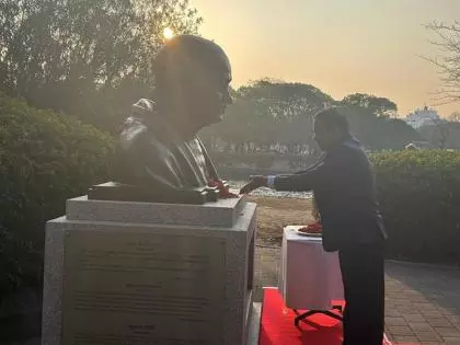 Assam के सीएम ने शहीद दिवस पर महात्मा गांधी को श्रद्धांजलि दी Assam के सीएम ने शहीद दिवस पर महात्मा गांधी को श्रद्धांजलि दी