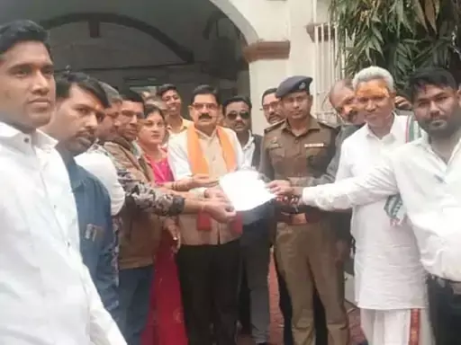 बाबा सत्यनारायण के खिलाफ आपत्तिजनक टिप्पणी, युवक की गिरफ्तारी की मांग बाबा सत्यनारायण के खिलाफ आपत्तिजनक टिप्पणी, युवक की गिरफ्तारी की मांग