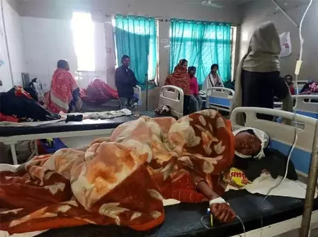 शख्स ने घरेलू विवाद में चाकू से वार कर ससुर की जान ली, हमले में पत्नी और साली भी जख्मी शख्स ने घरेलू विवाद में चाकू से वार कर ससुर की जान ली, हमले में पत्नी और साली भी जख्मी